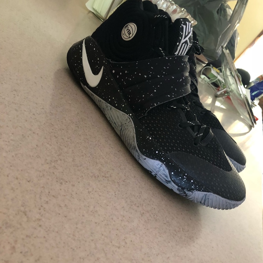 Kyrie 2 EYBL